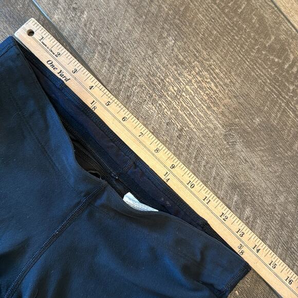 Bundle 3 Nike Women's Quarter Zip Top, Ankle Legging, Capris Legging Size M - Picture 11 of 16